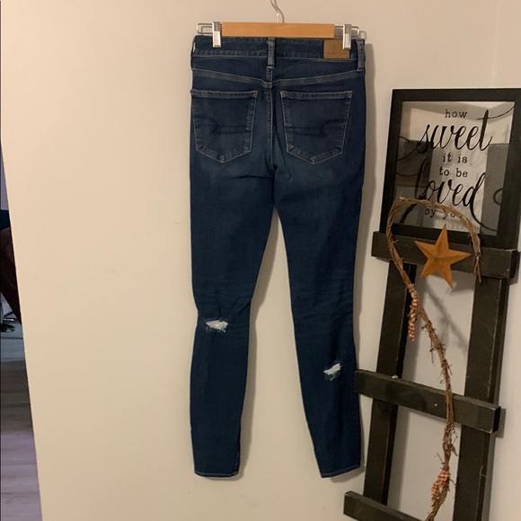 American Eagle Outfitters Women's Blue Distressed Jeans - Picture 16 of 16